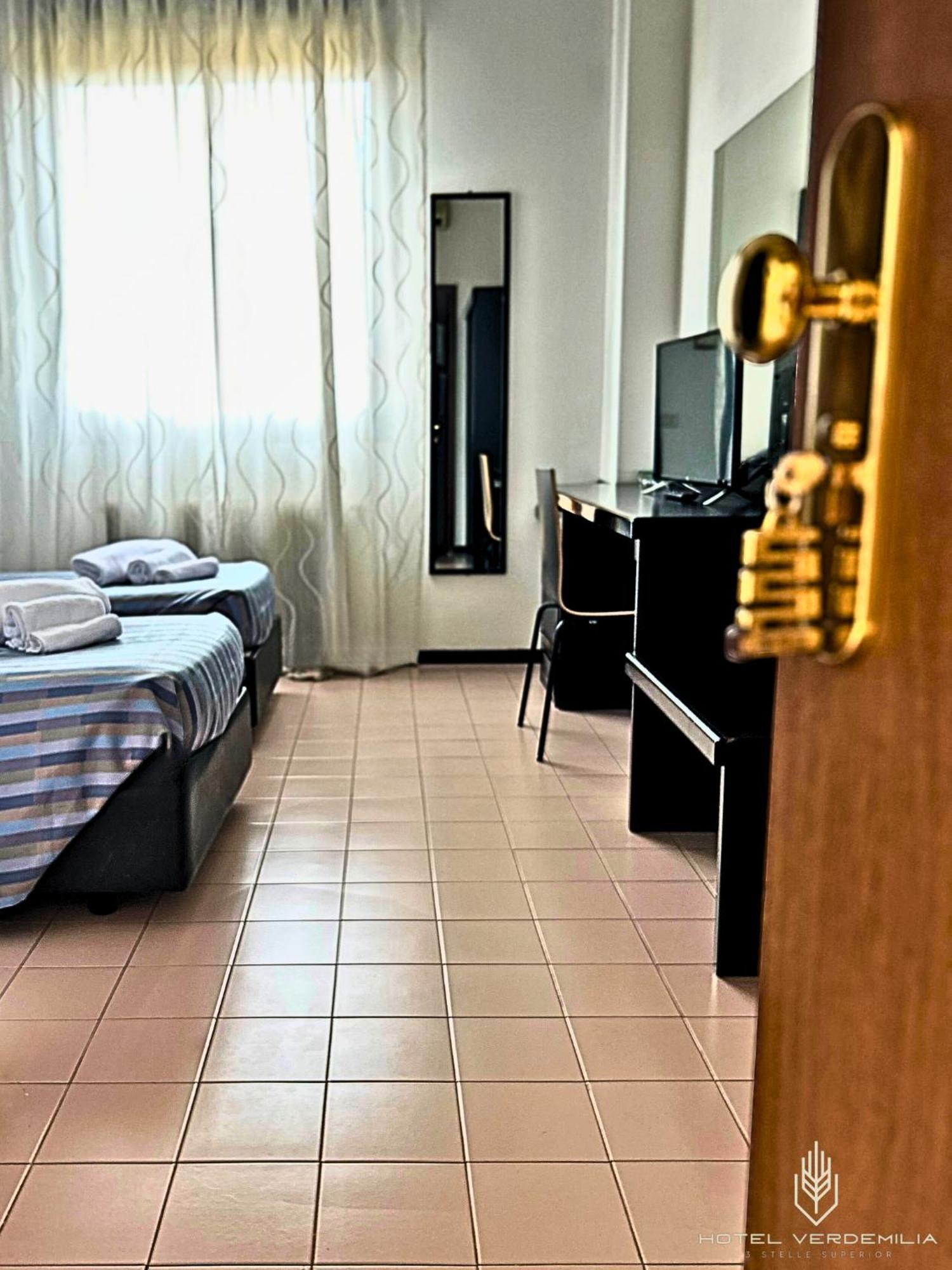 Verdemilia Hotel Anzola dell'Emilia Exterior photo